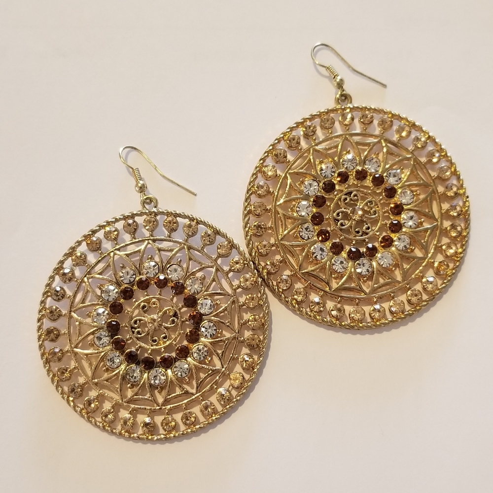 Gold earrings